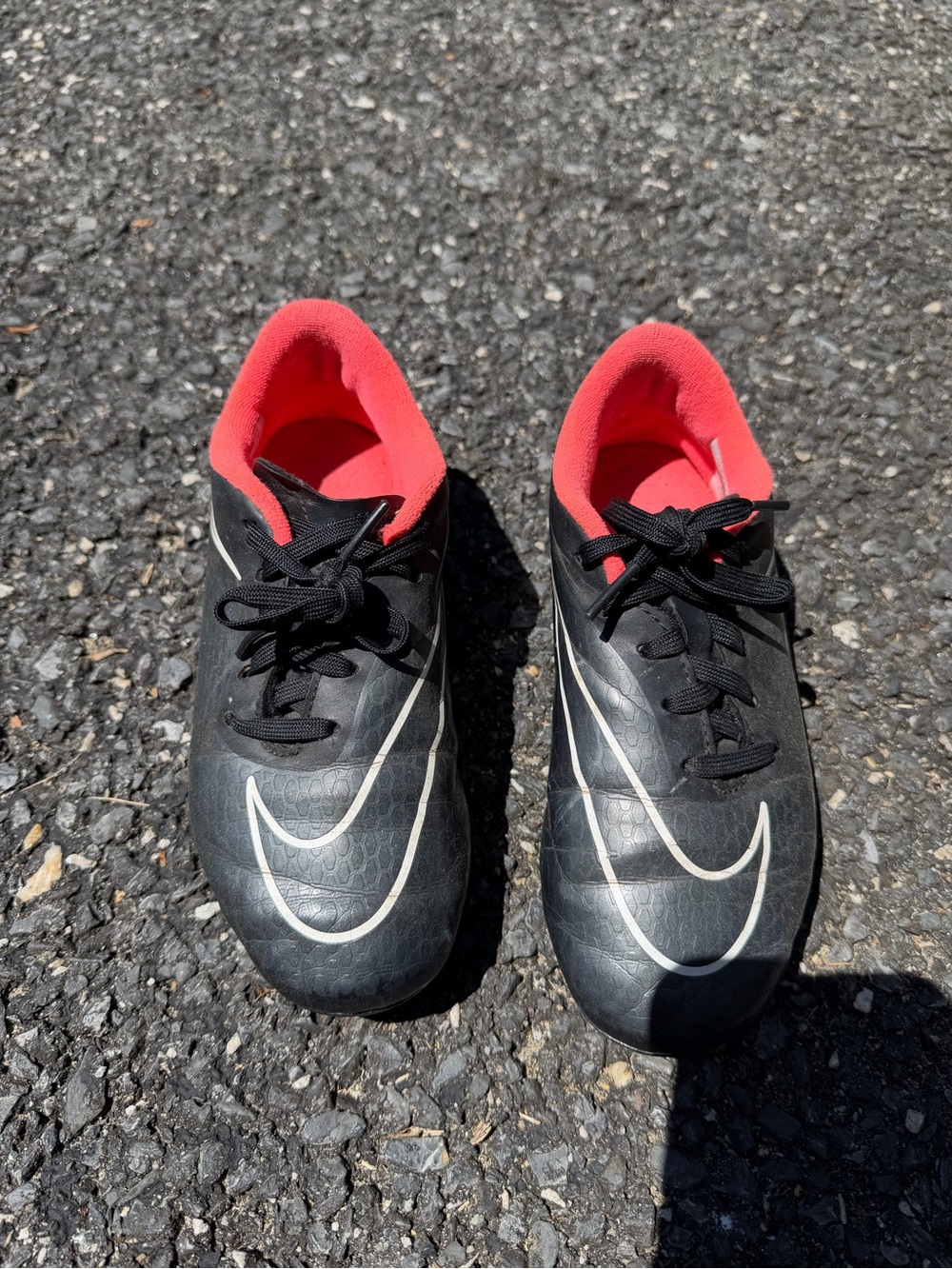 Nike Hyper Venom firm ground soccer cleats